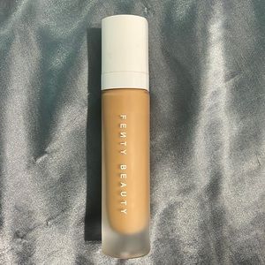 Fenty Foundation 345